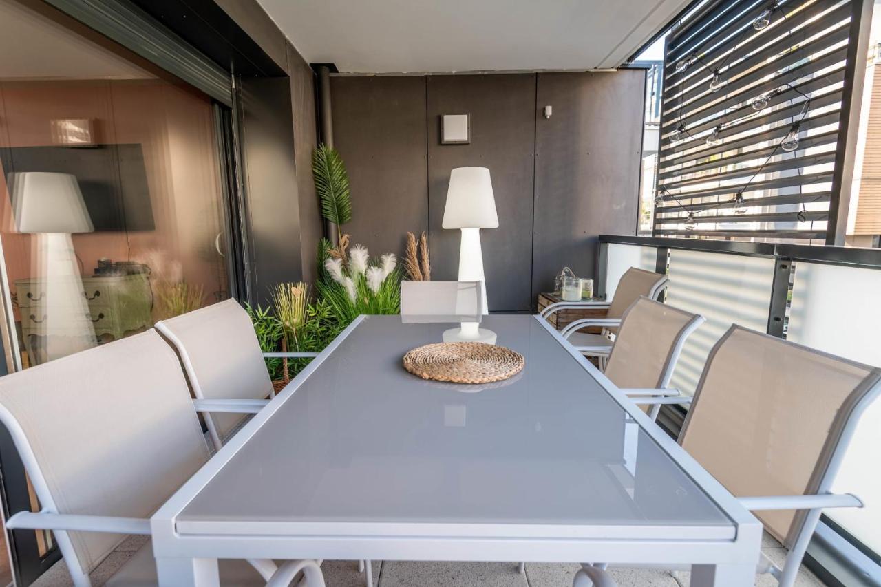 Апартаменты Vire Moulin Furnished Flat Анси Экстерьер фото