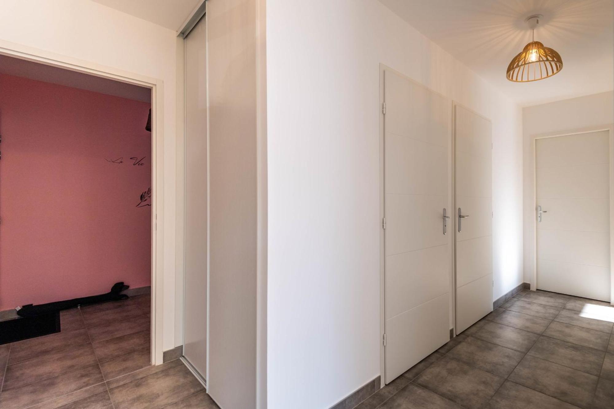 Апартаменты Vire Moulin Furnished Flat Анси Экстерьер фото